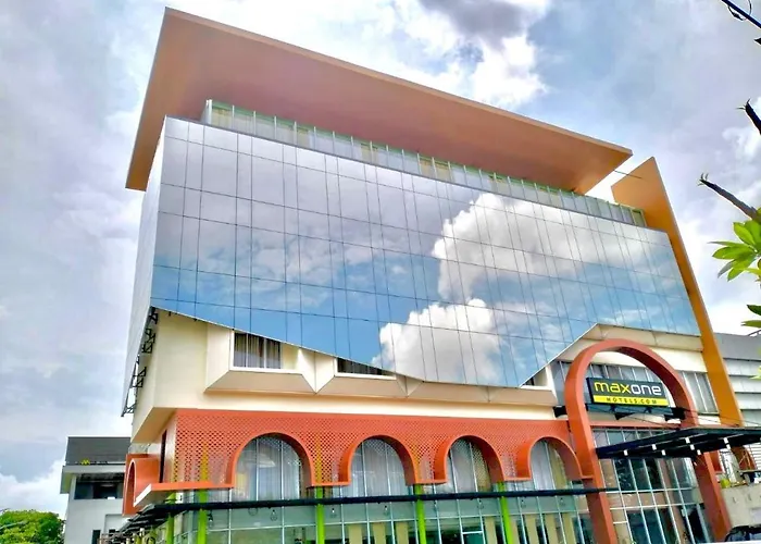 Maxonehotels.Com At Vivo Palembang